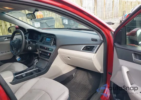 2015 Hyundai Sonata Se from USA, damaged, VIN 5NPE24AF9FH005333